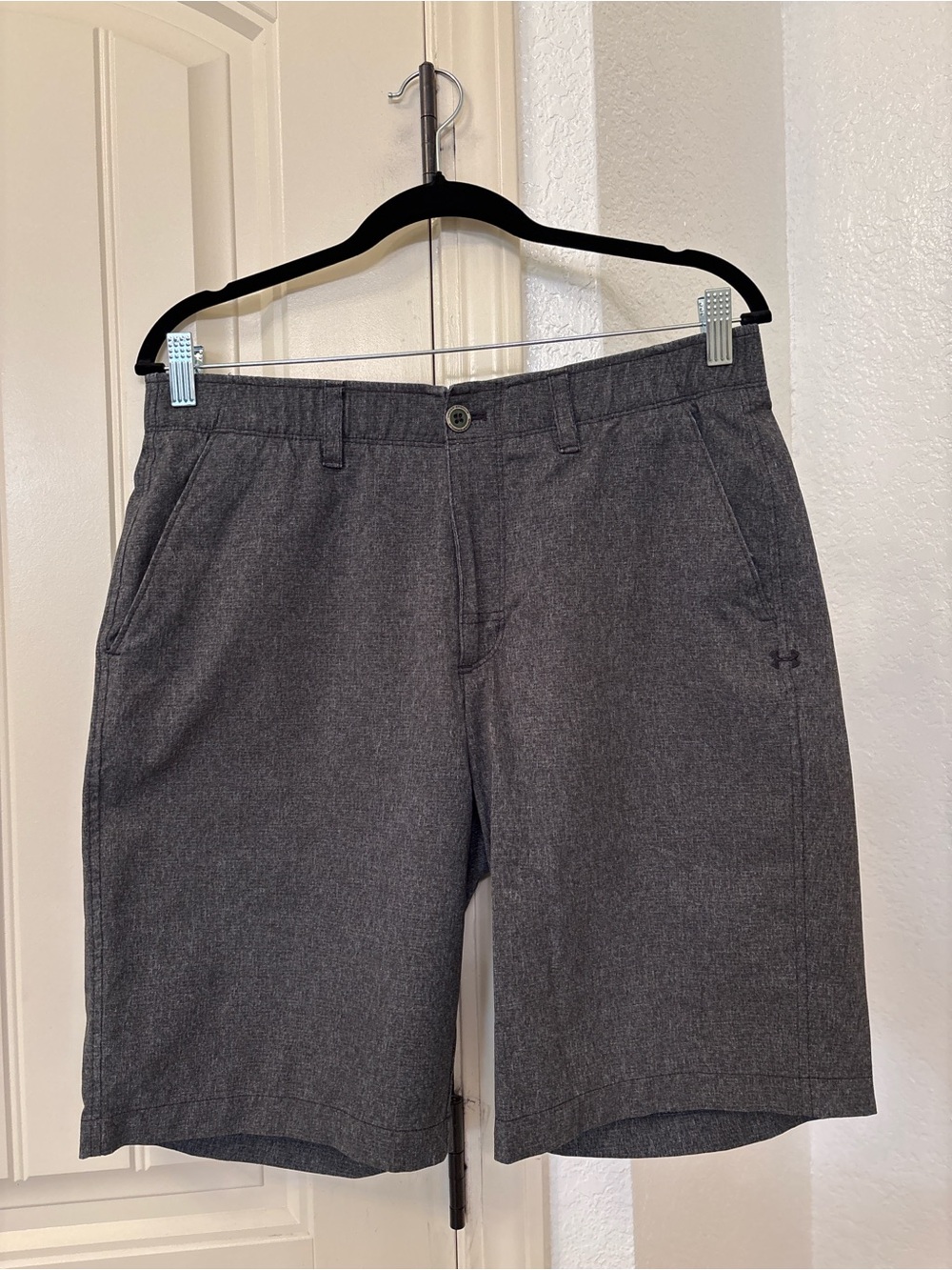 Under Armour HeatGear Golf Shorts Men’s 34 Gray Loose Fit Performance
